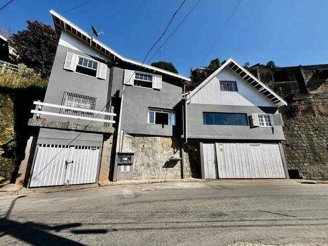 #CA36 - Casa para Venda em Campos do Jordão - SP