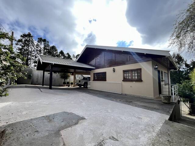 #CA45 - Casa para Venda em Campos do Jordão - SP