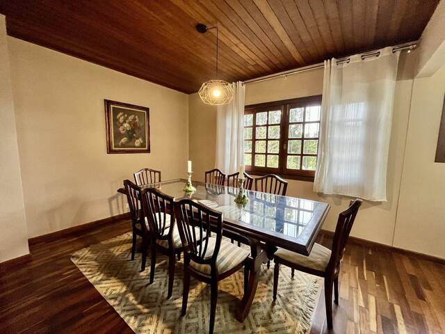Casa para Venda em Campos do Jordão - 4