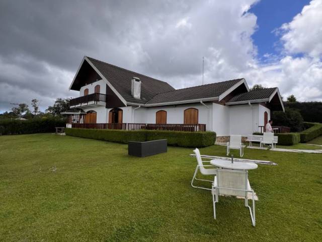 #87 - Casa para Venda em Campos do Jordão - SP