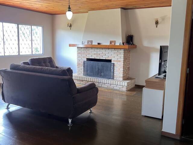 #95 - Casa para Venda em Campos do Jordão - SP