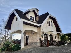 #CA29 - Casa para Venda em Campos do Jordão - SP